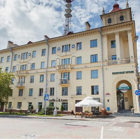 Apartment Victory Square Kvartir 2 *