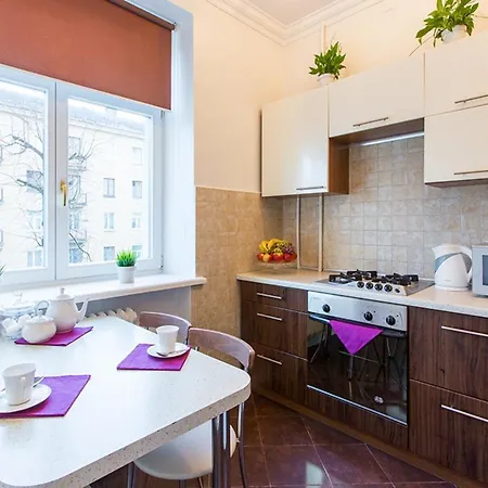 Apartment Victory Square Kvartir 2 *