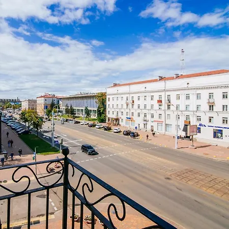 Victory Square Kvartir 2